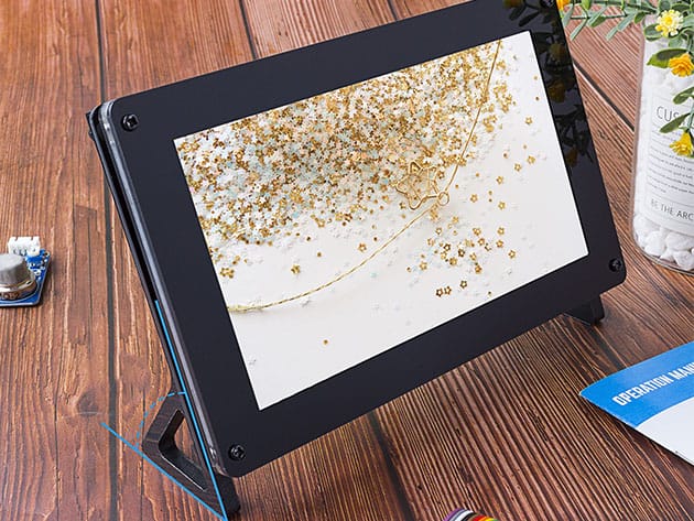 Raspberry Pi 4B 7″ IPS LCD Display (1024×600) with RPi Case Holder for $95