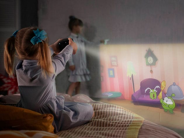 CINEMOOD 360: First 360° Interactive Projector for $328